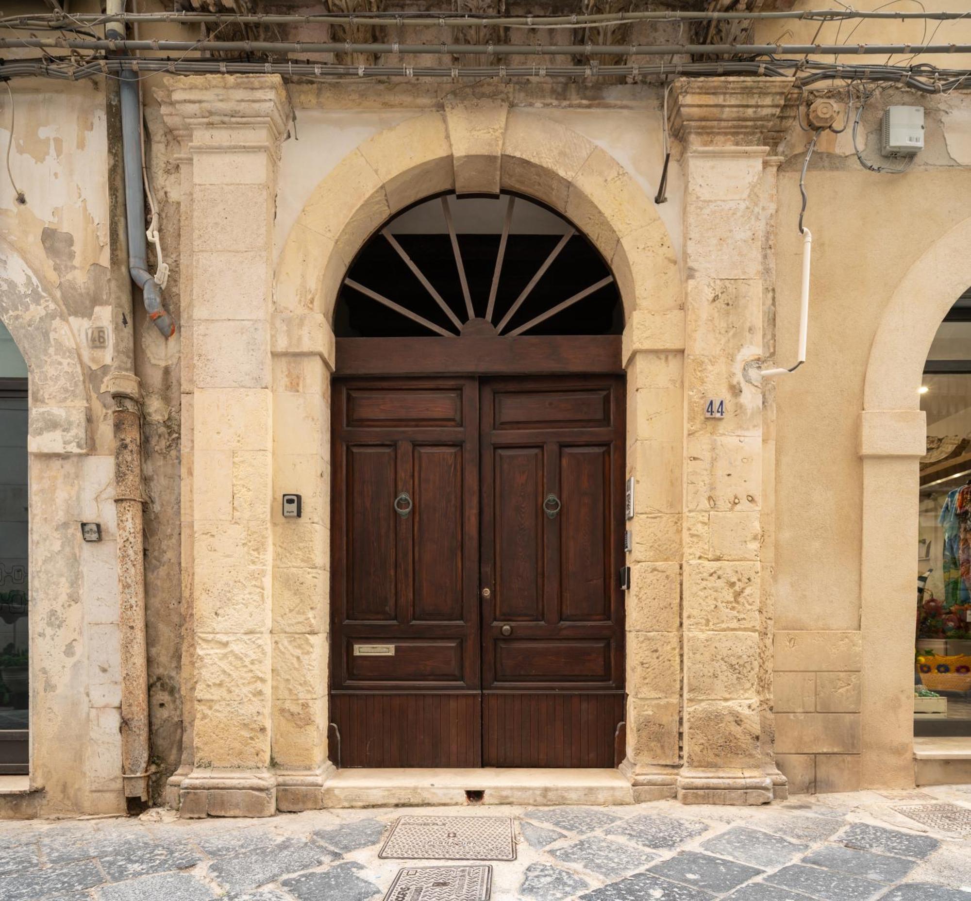 Il Nido Di Aretusa Apt By Addler House Ospitality سيراكوزا المظهر الخارجي الصورة